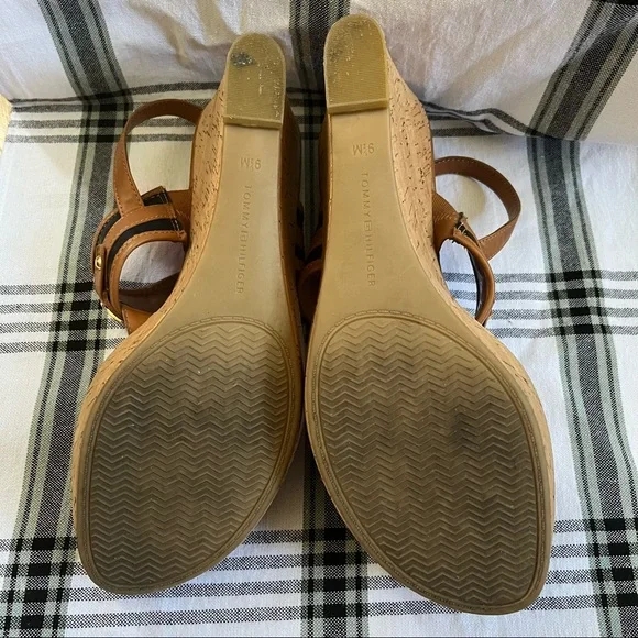 Tommy Hilfiger Wedge Sandals Size 9.5 - Picture 4 of 16